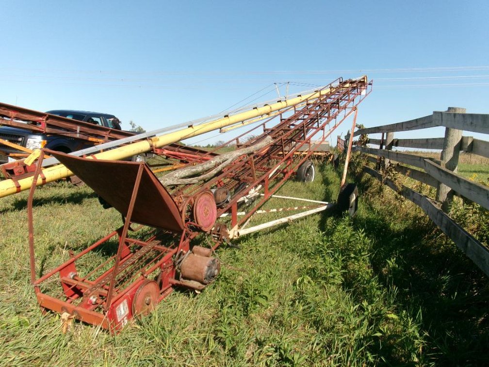 Hay Elevator