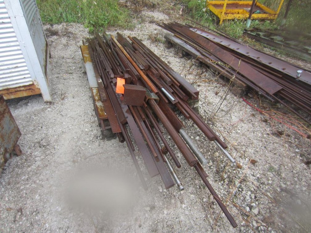 Pallet of Metal Rods and Scrap Metal