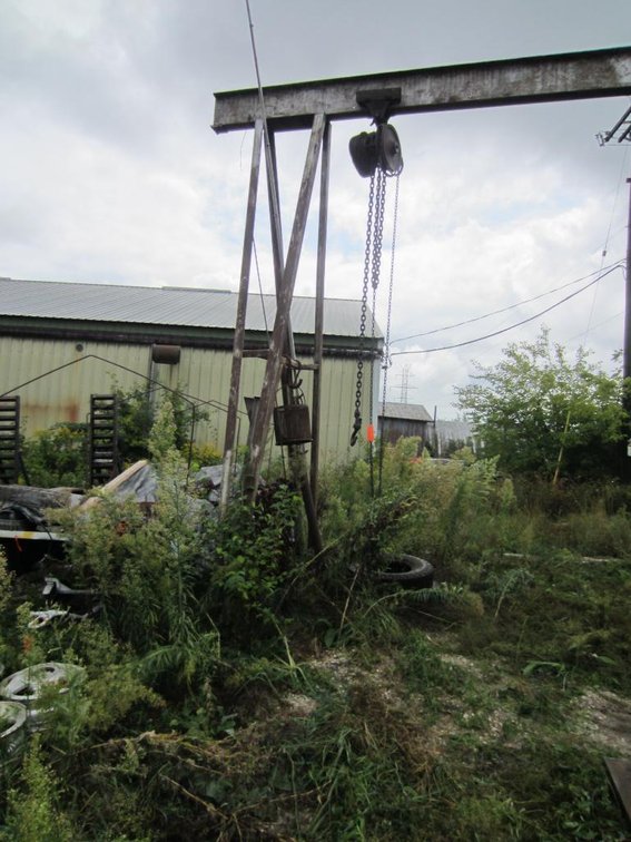 Heavy Duty A Frame Chain Hoist on Stand