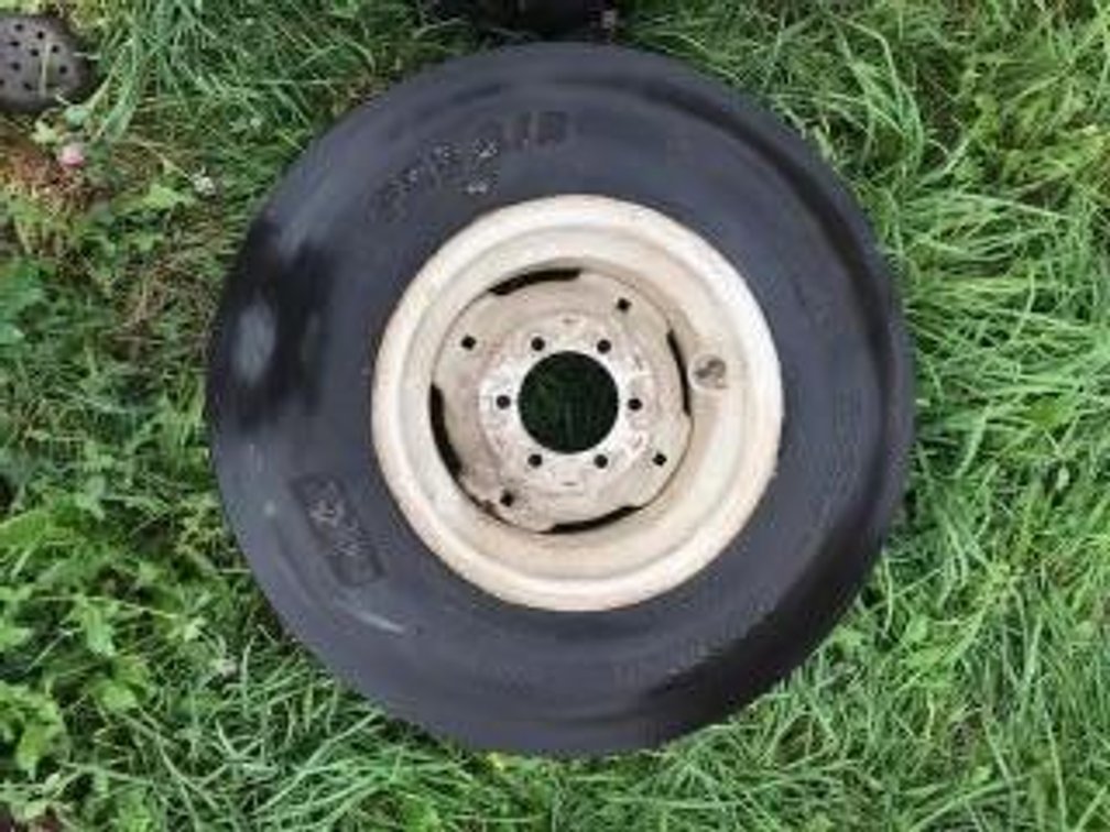 (6) Bolt Rim