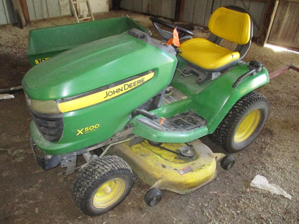 John Deere X500 Riding Lawn Mower with 50" Deck