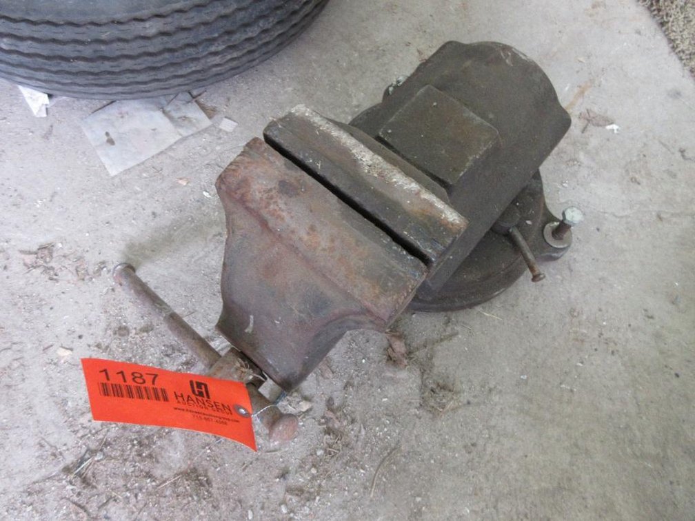 Large Bench Top Vice with Rotator Plate