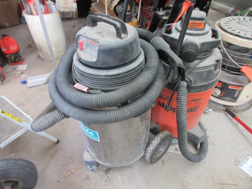 (2) Wet/Dry Shop Vacuums