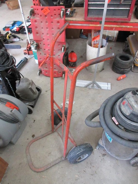Hand Truck with Pneumatic Tires