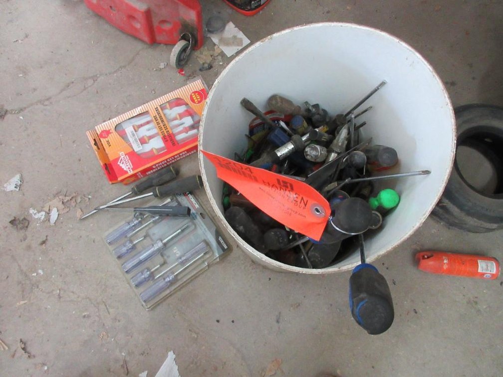 Various Screw Drivers