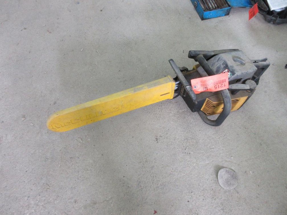 McCulloch Chain Saw with Blade Cover