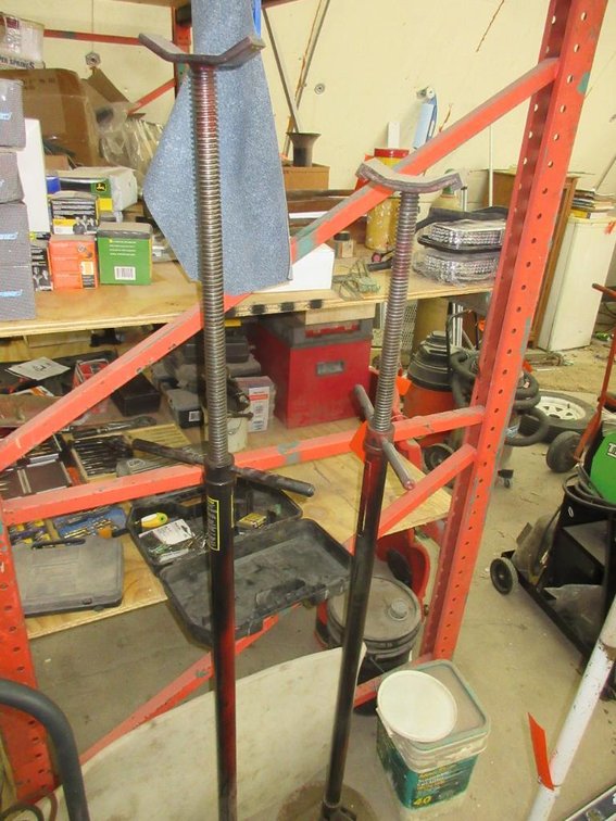 (2) Big Red 1500 LB High Position Jack Stands