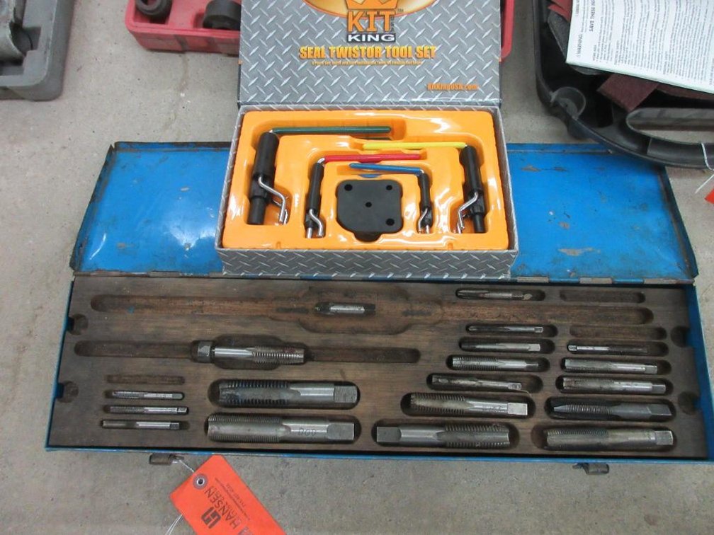 Seal Twister Tool Set and Tap and Die Set
