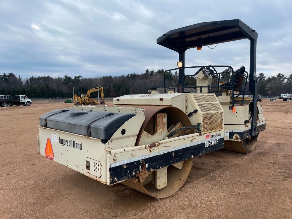 2000 Ingersoll Rand DD-130HF, Double Drum Roller (Nitke Yard, Mosinee, WI)