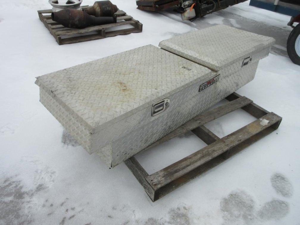 Delta Champion Toolbox (Nitke Yard, Mosinee, WI)