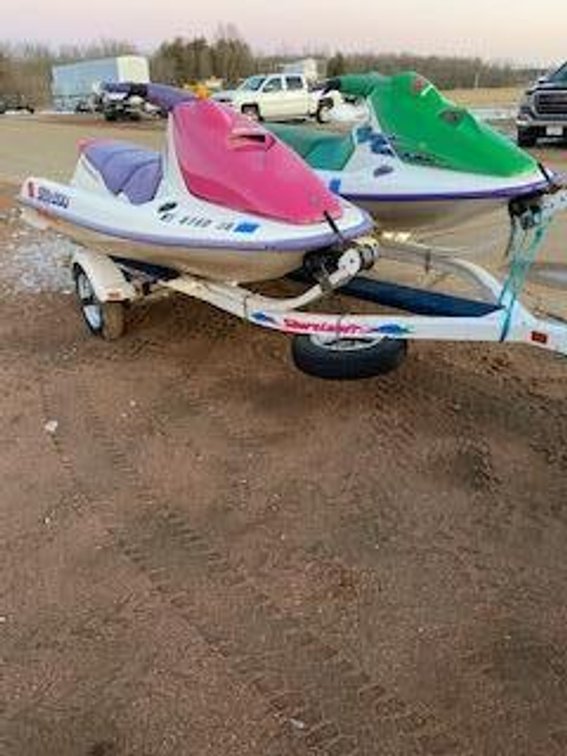 (2) 1988 Bombardier Seadoo GTX Jet Skis (Clintonville, WI)