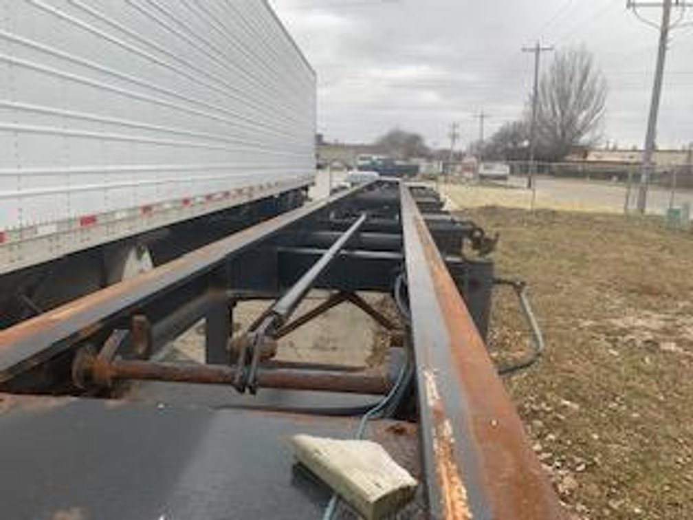 2004 BWS Flat Bed Pod Hauler, VIN: 2B953VT2X41004825 (Located in Green Bay, WI)