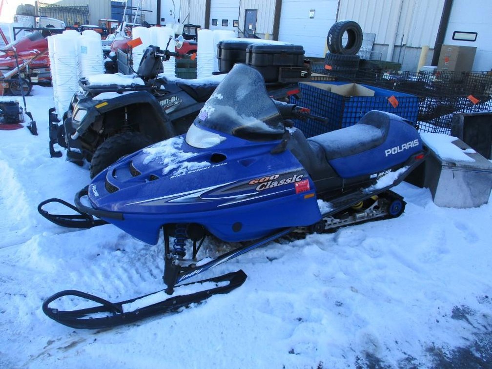 2001 Polaris Classic 600 Snowmobile 