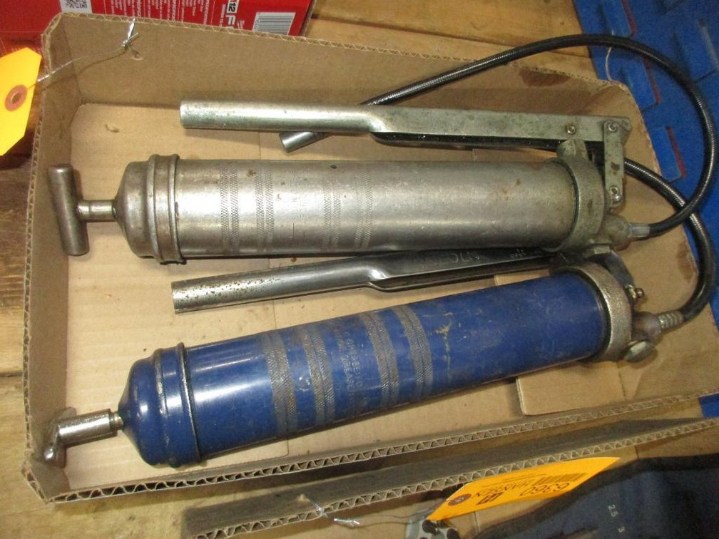 (2) Lincoln Heavy Duty Grease Guns (CW)