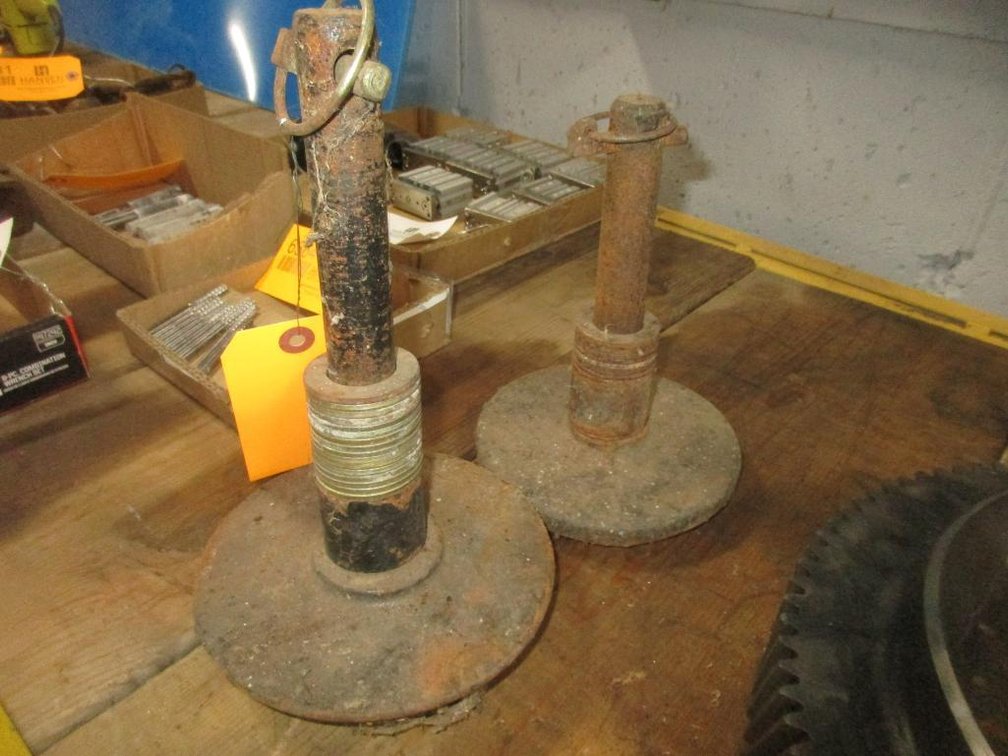 (2) Heavy Duty Plow Feet (CW)