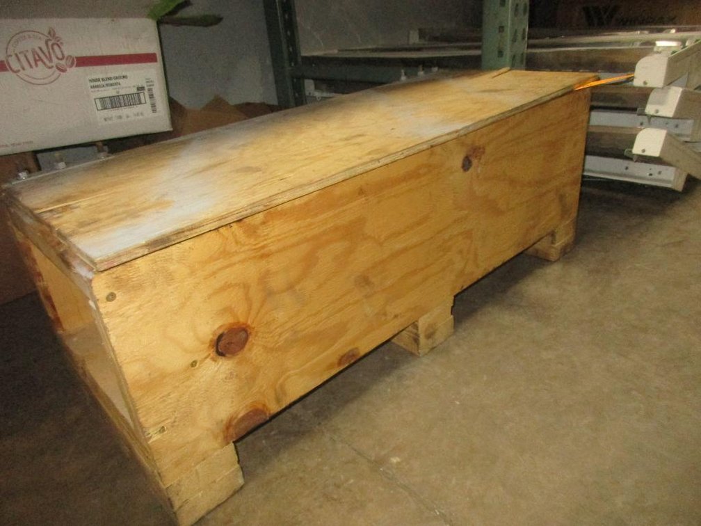 Wooden Shipping Crate (CW)