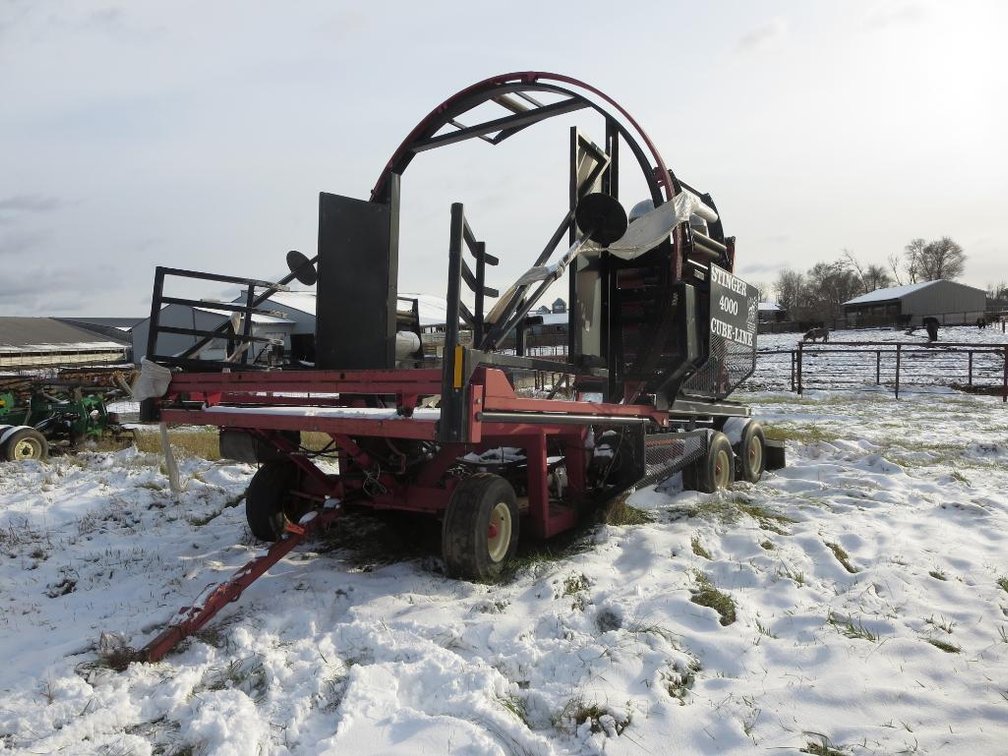 Stinger 4000 Cube-Line Bale Wrapper (Almond, WI)