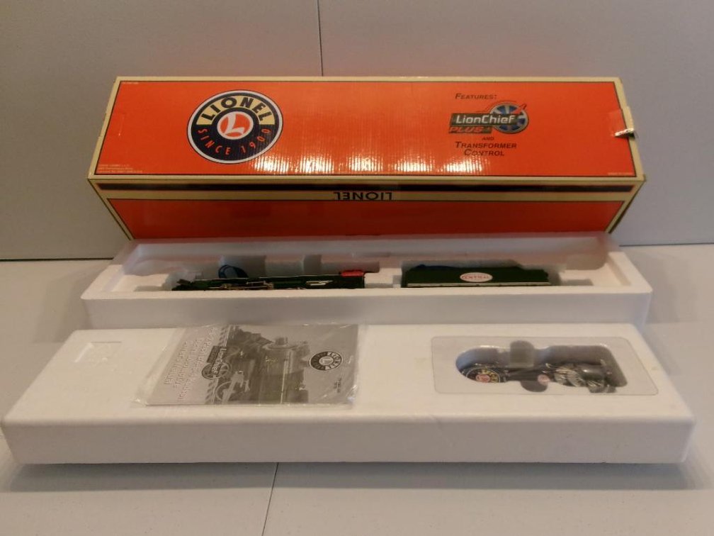O-Scale Lionel Lion Chief Plus and Transformer Control, North Pole Central Pacific 1225
