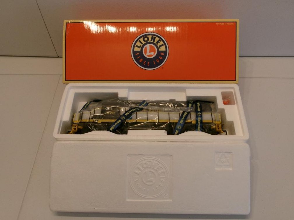 O-Scale Lionel NKP C-420 Diesel Locomotive 578
