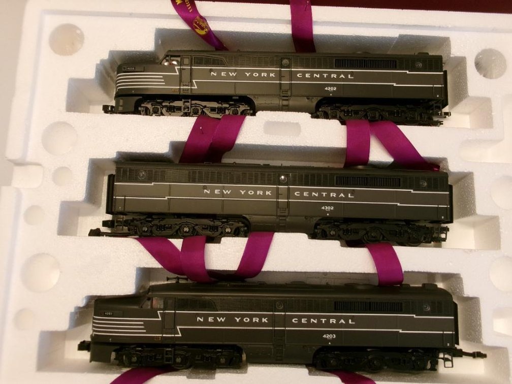 O-Scale M.T.H. Electric Train, ALCO PA ABA Diesel Engine Set