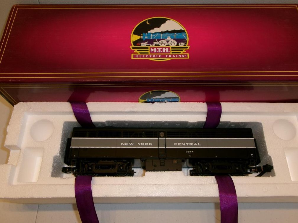 O-Scale M.T.H. Electric Trains FA-2 B-Unit Diesel