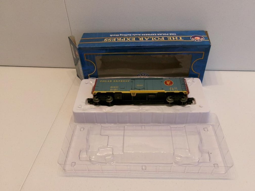 O-Scale Lionel, The Polar Express Scale 40' Reefer