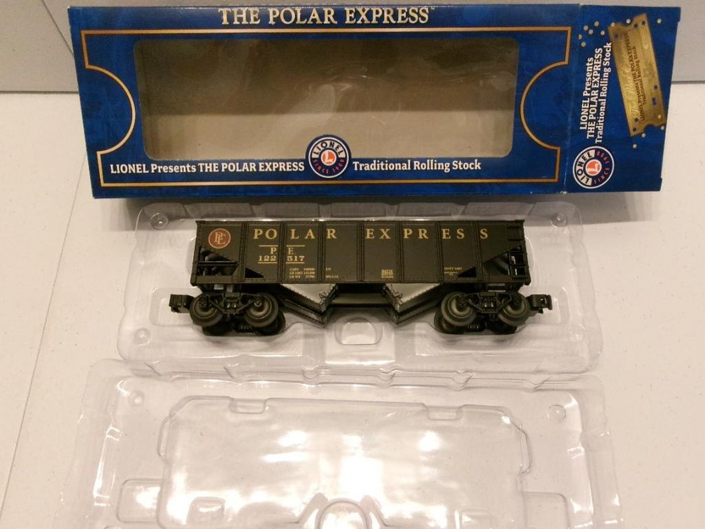O-Scale Lionel, The Polar Express Hopper with Silver Load