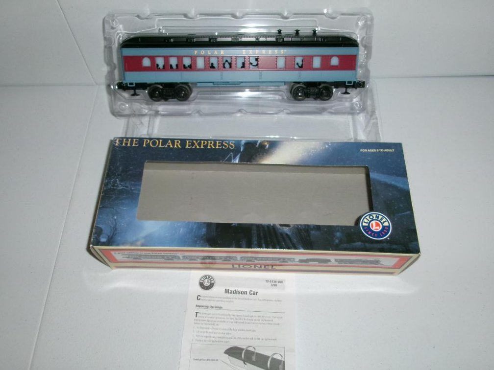 O-Scale Lionel, The Polar Express Diner Car