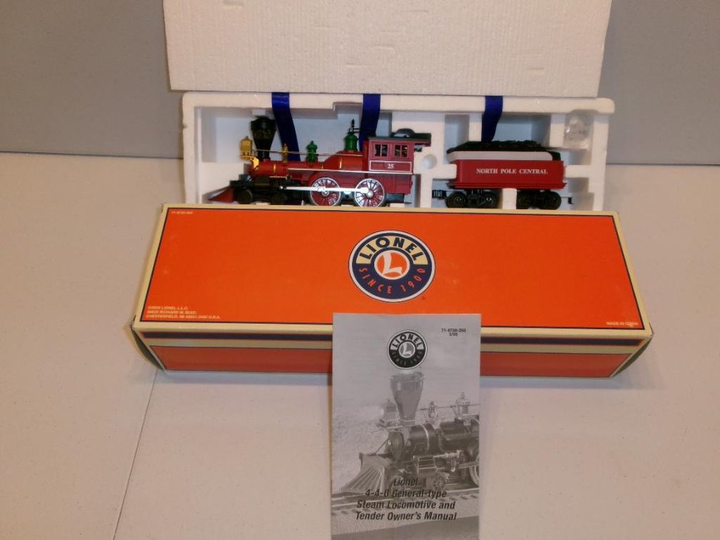 O-Scale Lionel Christmas 4-4-0 And Tender