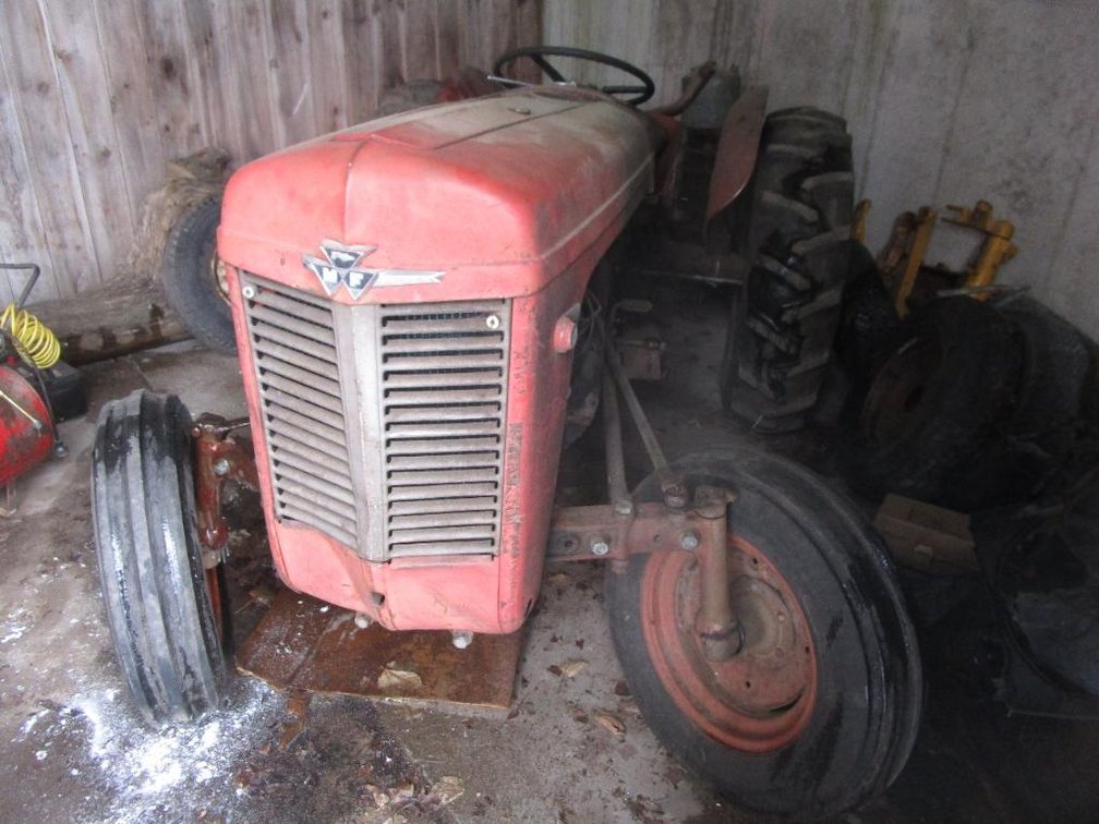 Massey-Ferguson 35 Tractor