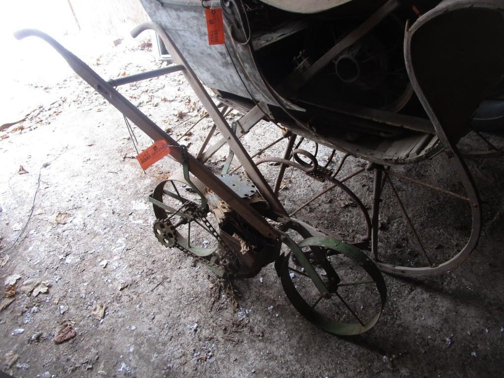 Vintage David Bradley 1-Row Planter