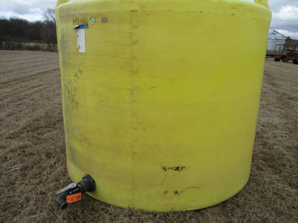 Poly Tank