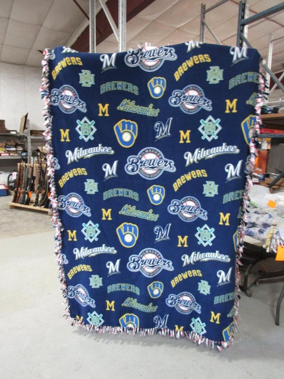 Fleece Milwaukee Brewers Handcrafted Blanket