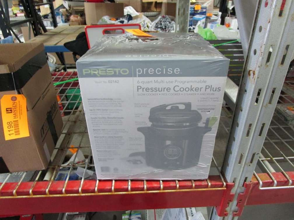 Presto 6-quart Pressure Cooker Plus