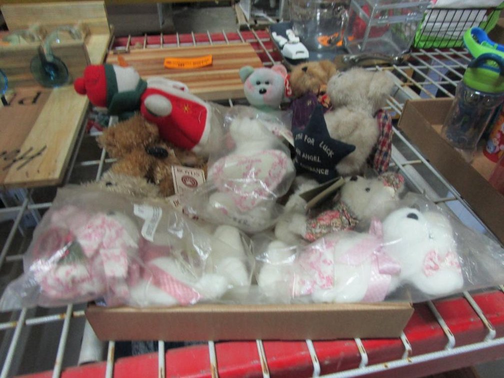 Assorted Boyds Bears