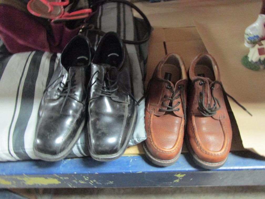Men's Size 11 and 12 Dress Shoes, Purse, and Comforter