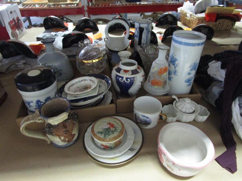 Assorted Decorative Glassware