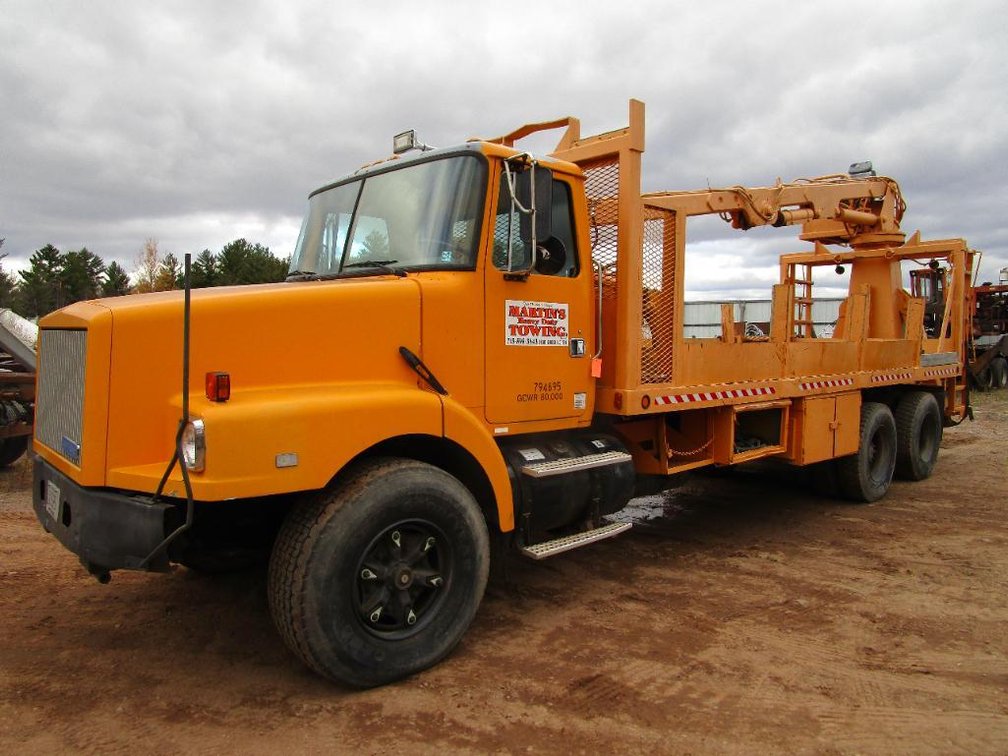 1994 White-GMC Volvo Grapple Truck with Magnet