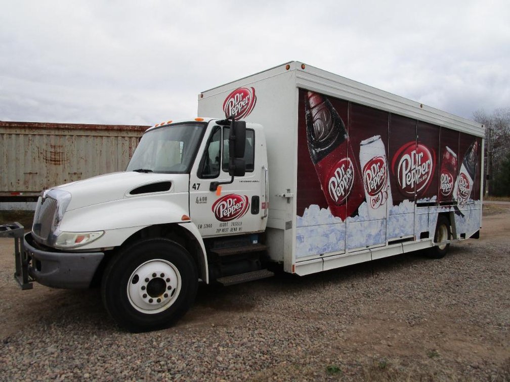 2007 International Beverage Truck