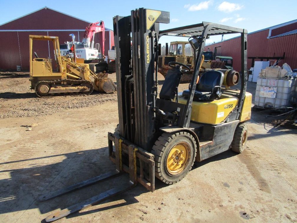 Daewoo G25S Forklift