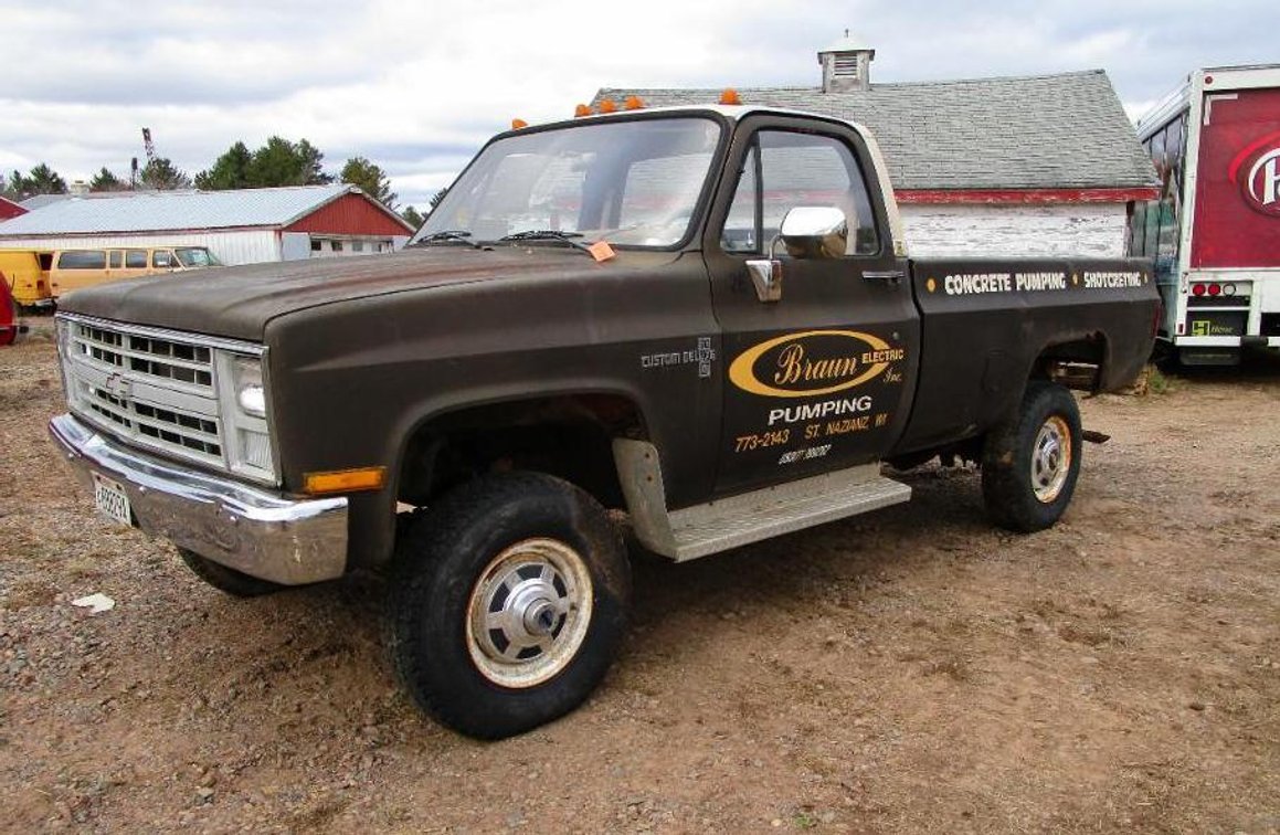 1987 Chevrolet K30 4 X 4