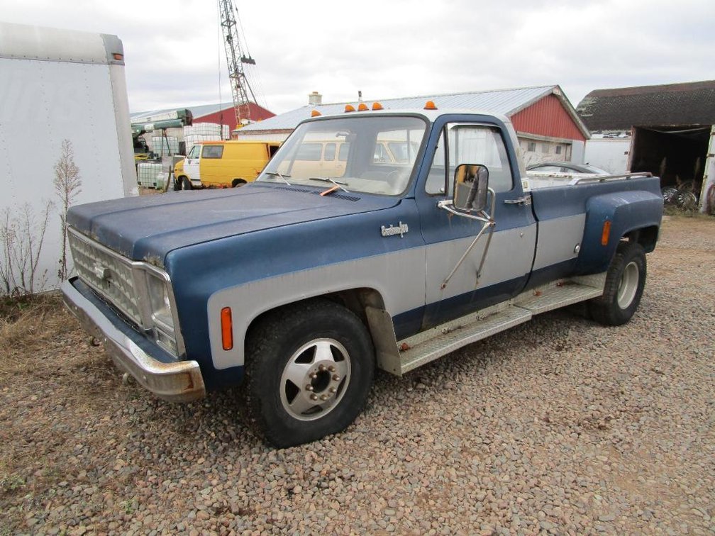 1974 Chevrolet K30 2WD