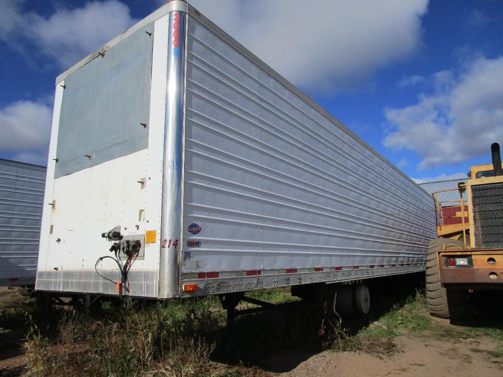 2005 Utility 3000R Semi Van Trailer, Brakes have been backed off