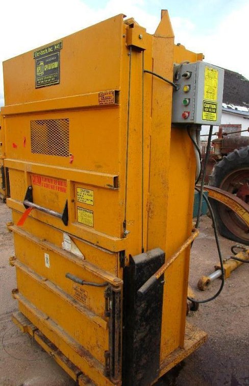 GPI M-42 Baler