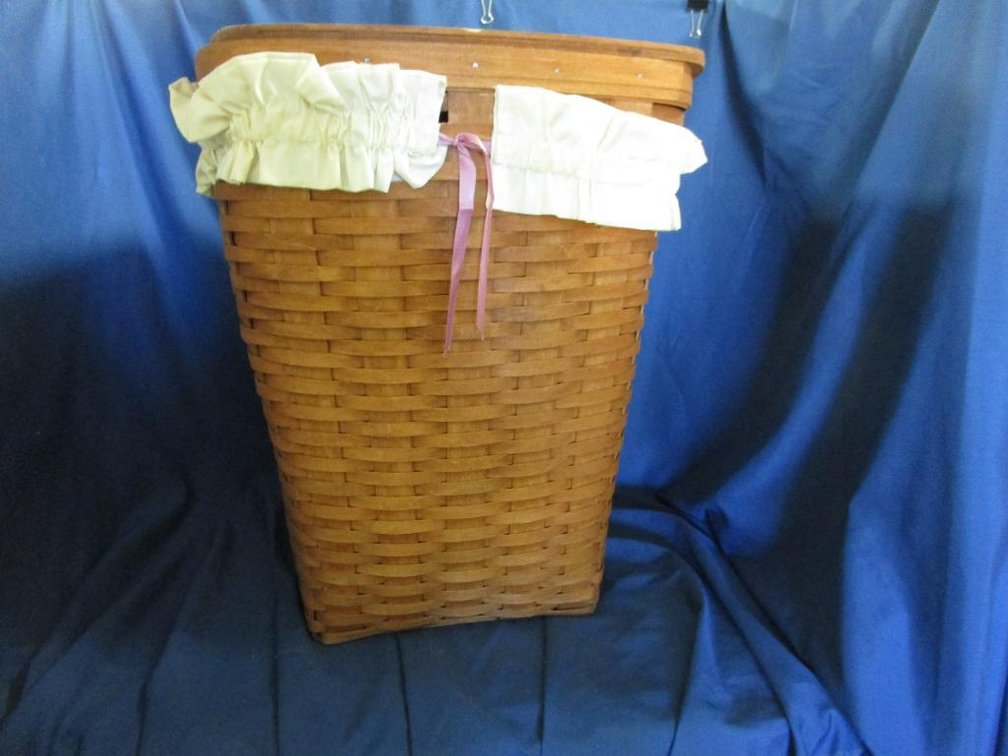 Longaberger Covered Basket