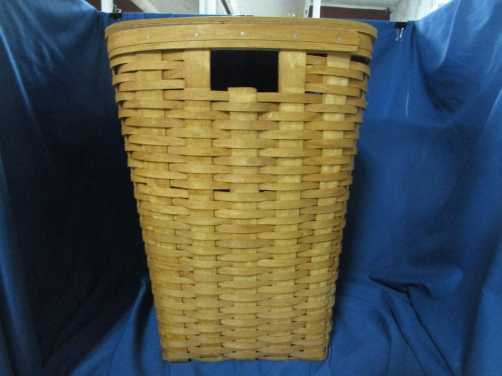 Longaberger Covered Basket