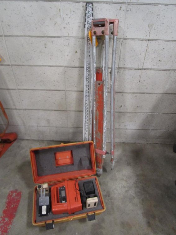 Set of Surveying Equipment, Includes Tripod, Story Pole and David White Realist Laser Level