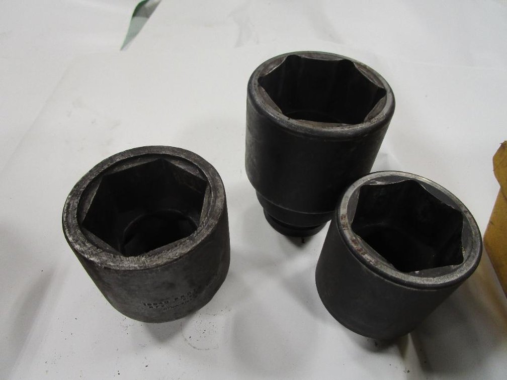 (3) 1" Drive Sockets