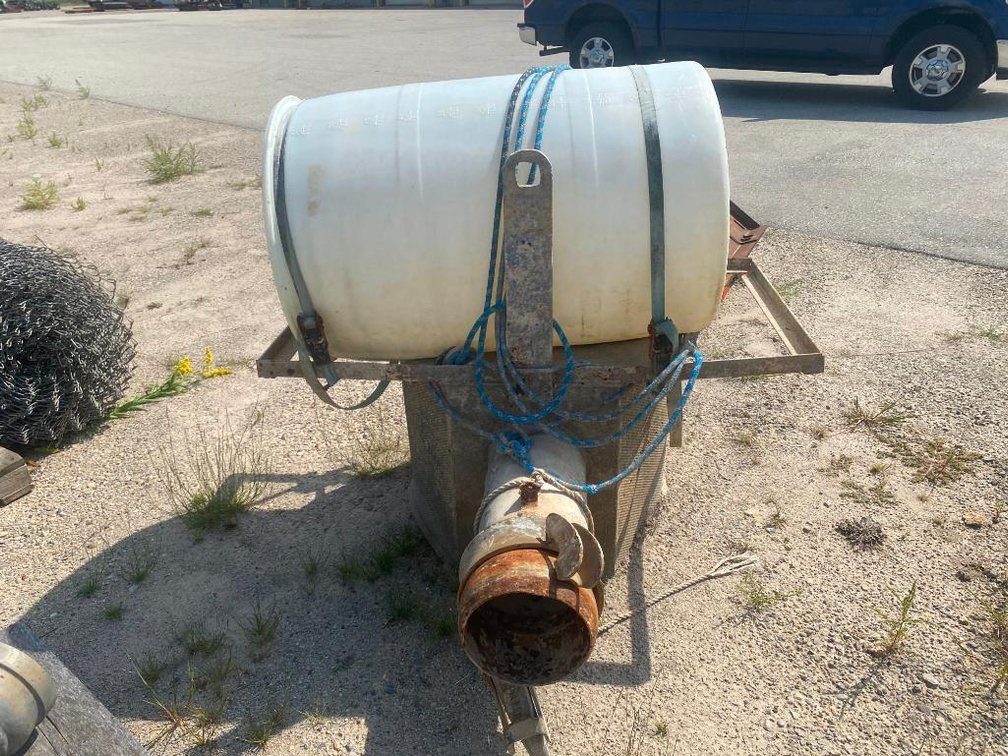 Large Filter Screen with Hose Attachment and Water Tank