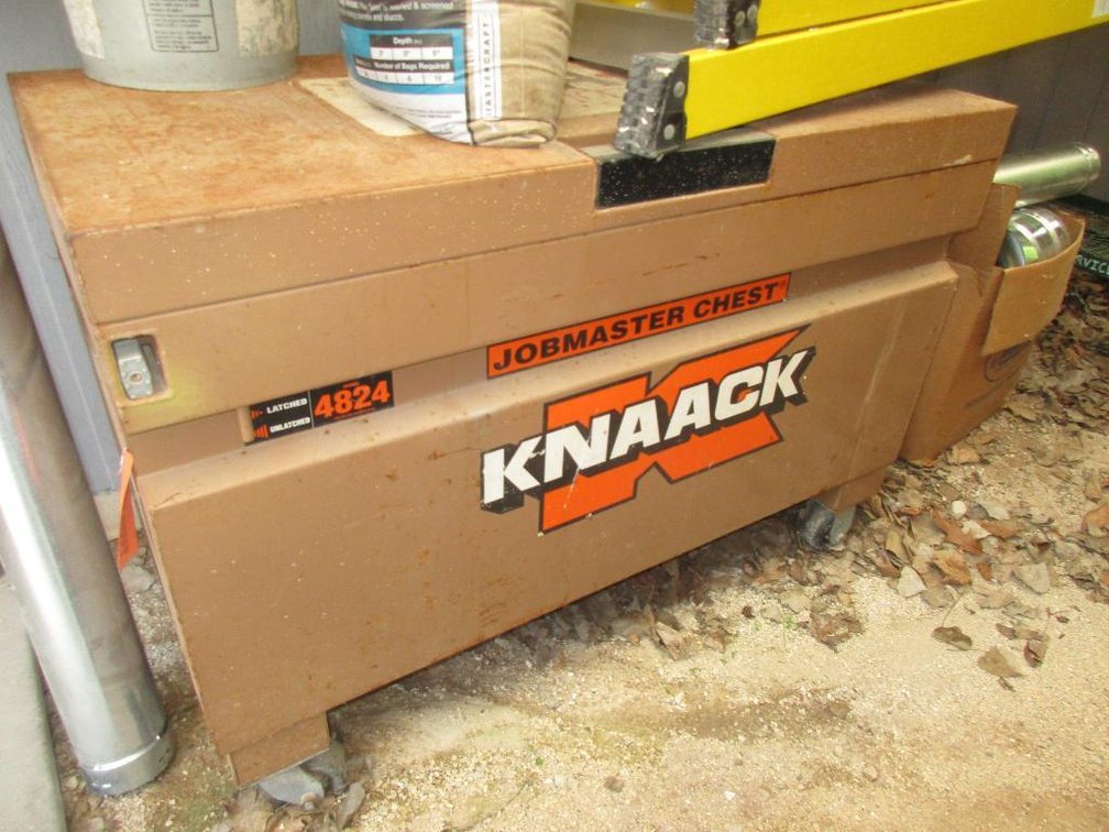 Knaack Job Box on Wheels (O)